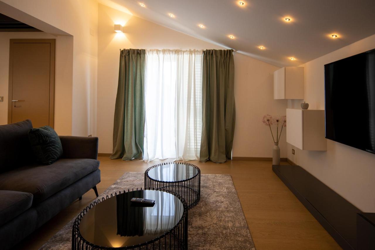 Lumaja Luxury Apartman Biograd Na Moru Exterior foto