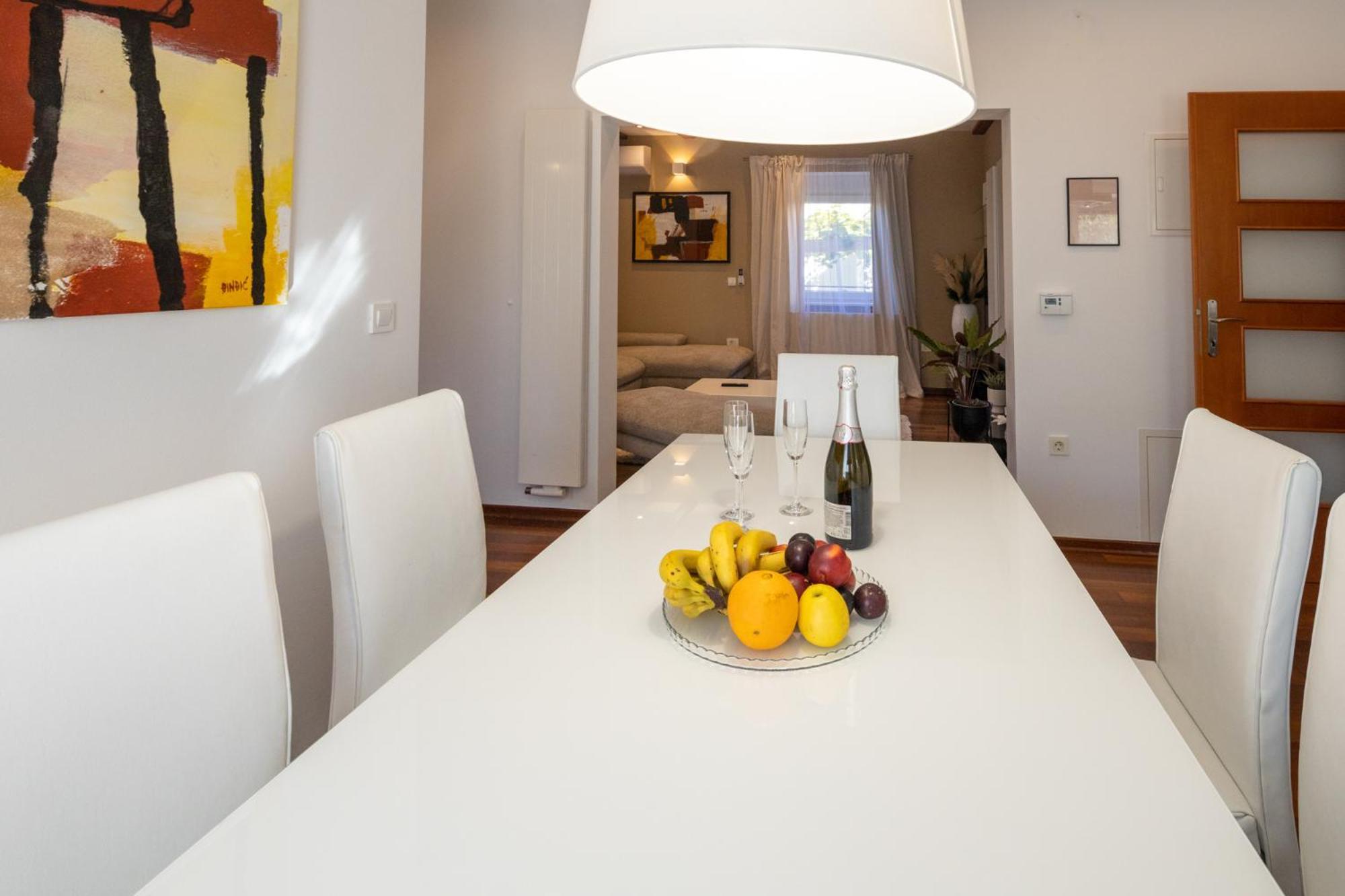 Lumaja Luxury Apartman Biograd Na Moru Exterior foto