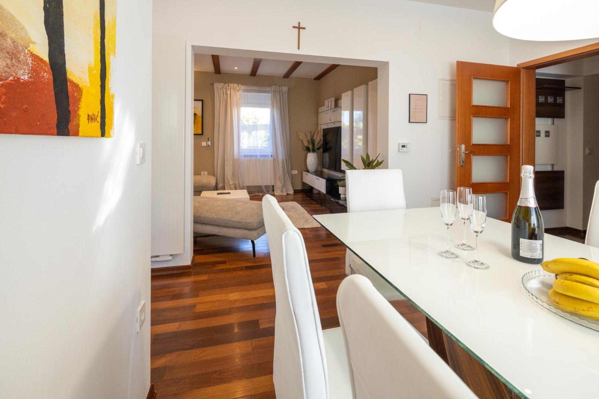 Lumaja Luxury Apartman Biograd Na Moru Exterior foto